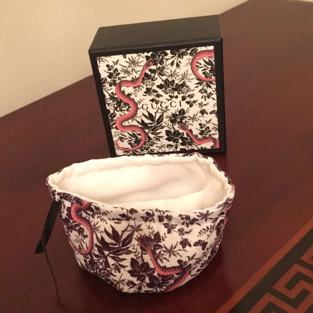 Gucci jewelry accessory box and pouch - Picture 9 of 11
